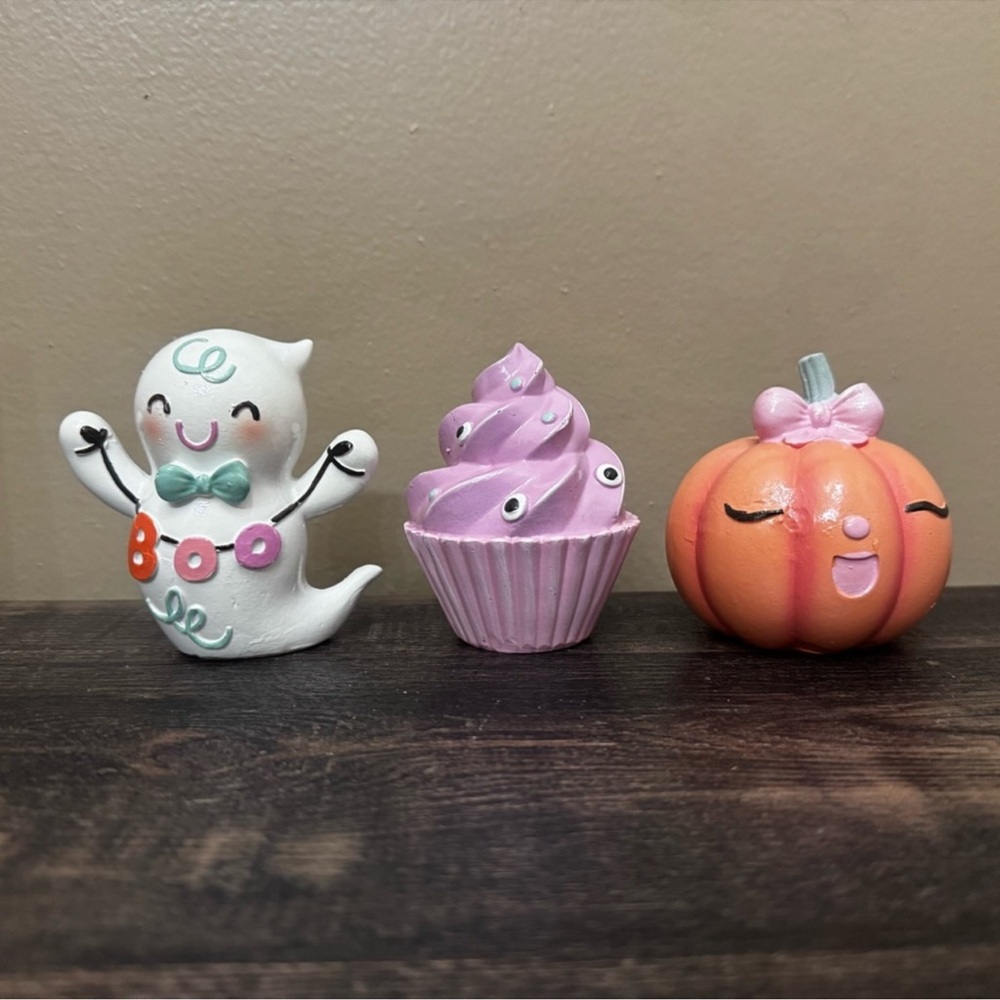 Cute Halloween Figurines Set